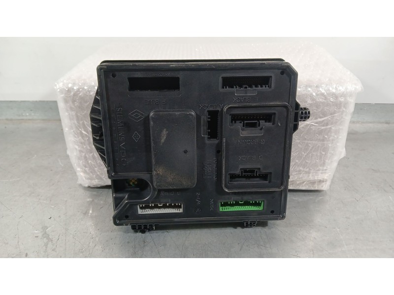 Recambio de caja reles / fusibles para renault megane iii hatchback (bz0/1_, b3_) 1.5 dci referencia OEM IAM 284B69854R  