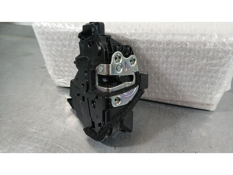 Recambio de cerradura puerta delantera izquierda para kia stonic (yb) 1.0 t-gdi eco-dynamics+ referencia OEM IAM   