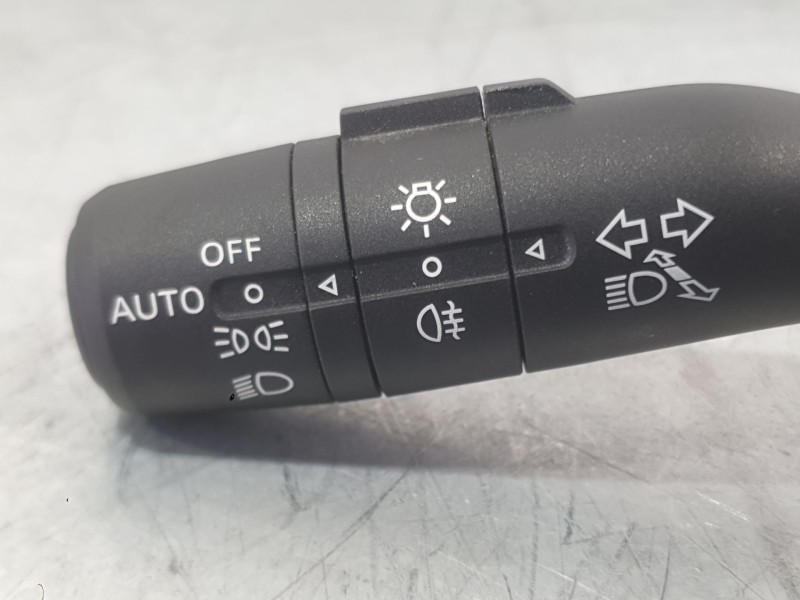 Recambio de mando luces para mg mg 3 (5lfp) mg3 1.5 referencia OEM IAM 10990131 10990131 LUCES    10990211 LIMPIA 