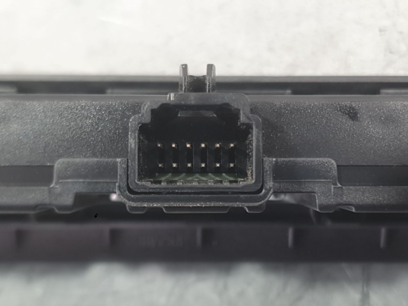 Recambio de mando multifuncion para mg mg 3 (5lfp) mg3 1.5 referencia OEM IAM 11496132 C/VOLUMEN Y A/C 