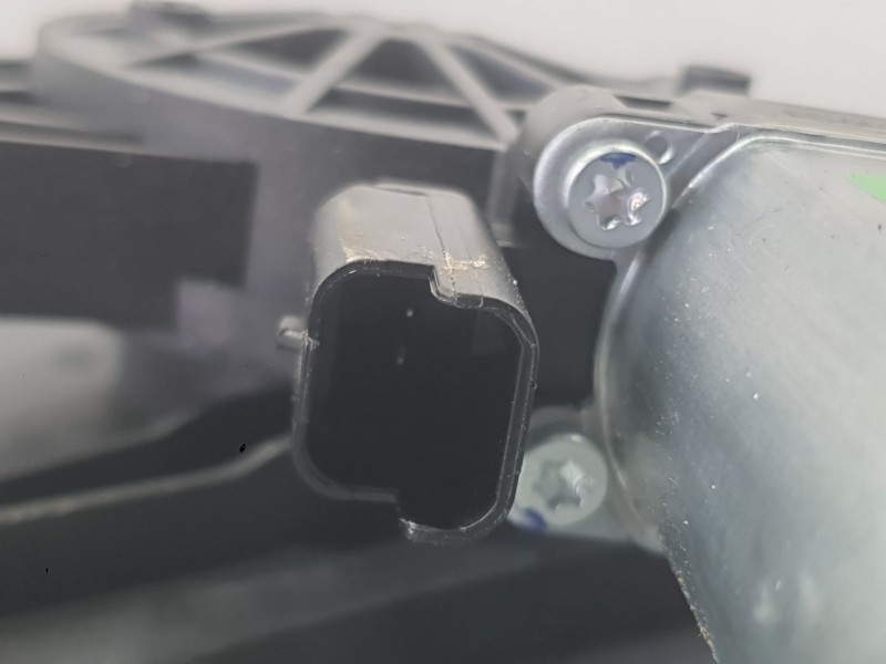 Recambio de elevalunas trasero derecho para mg mg 3 (5lfp) mg3 1.5 referencia OEM IAM 11198396  