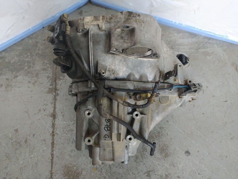 Recambio de caja cambios para nissan almera ii hatchback (n16) 2.2 dci referencia OEM IAM 32010BN807 YD1 