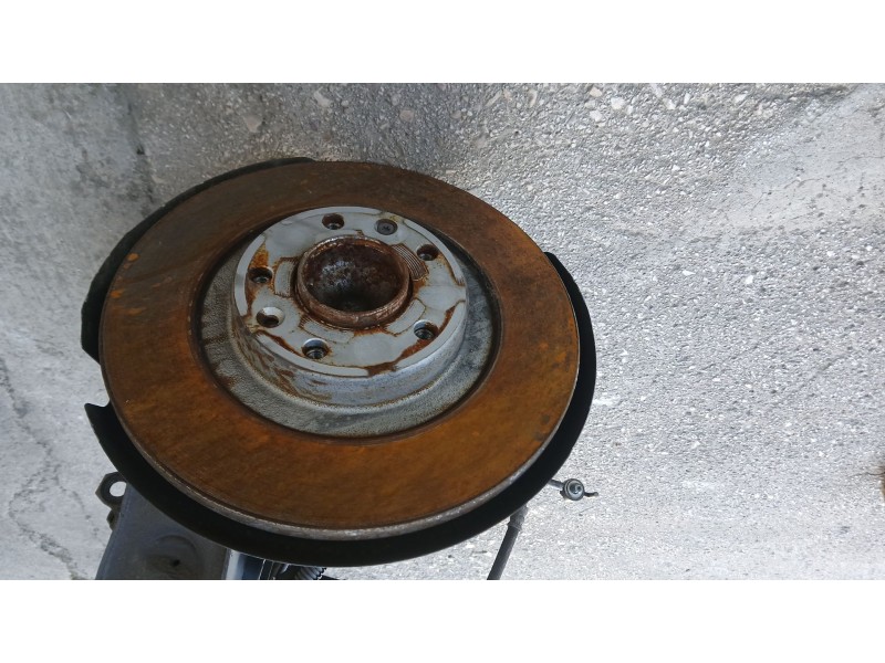 Recambio de puente trasero para peugeot 3008 ii suv (mc_, mr_, mj_, m4_) 1.5 bluehdi 130 referencia OEM IAM 9833974980 DISCO 5 T