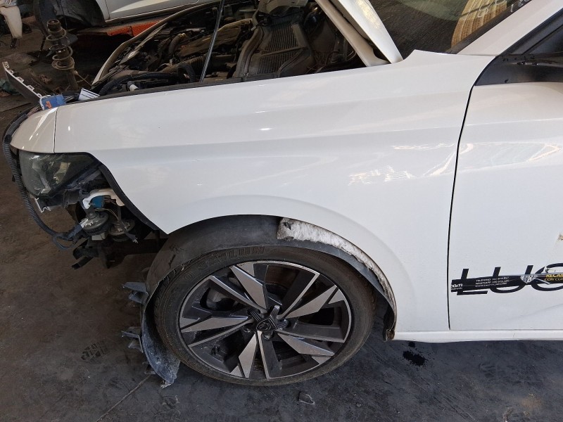 Recambio de aleta delantera izquierda para peugeot 308 iii (fb_, fh_, fp_, f3_, fm_) bluehdi 130 (fbyhzl, fbyhzt) referencia OEM