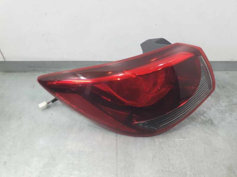 Recambio de piloto trasero izquierdo exterior para mazda 2 hatchback (dl, dj) 1.5 skyactiv-g referencia OEM IAM DB5J51160D  