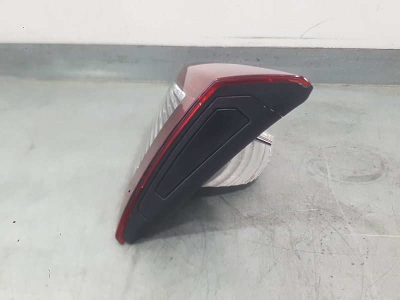Recambio de piloto trasero derecho interior para mazda 2 hatchback (dl, dj) 1.5 skyactiv-g referencia OEM IAM DB5J513F0B  