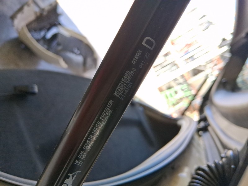 Recambio de amortiguadores maletero / porton para peugeot 308 iii (fb_, fh_, fp_, f3_, fm_) bluehdi 130 (fbyhzl, fbyhzt) referen