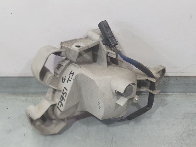 Recambio de piloto trasero izquierdo paragolpes para mazda 2 hatchback (dl, dj) 1.5 skyactiv-g referencia OEM IAM DA6A51660B  