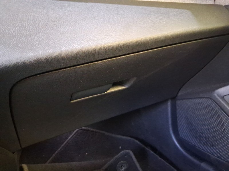 Recambio de guantera para peugeot 308 iii (fb_, fh_, fp_, f3_, fm_) bluehdi 130 (fbyhzl, fbyhzt) referencia OEM IAM 98388252ZD  