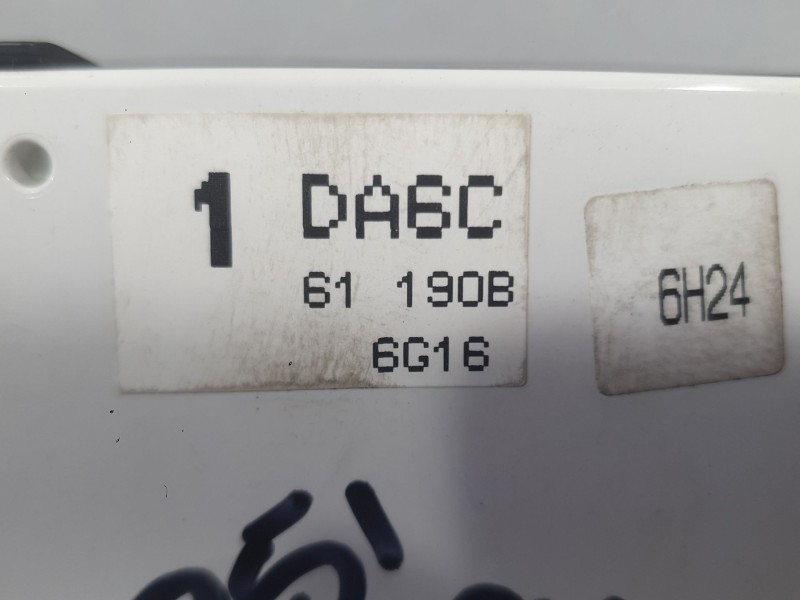 Recambio de mando calefaccion / aire acondicionado para mazda 2 hatchback (dl, dj) 1.5 skyactiv-g referencia OEM IAM DB5H61190B 