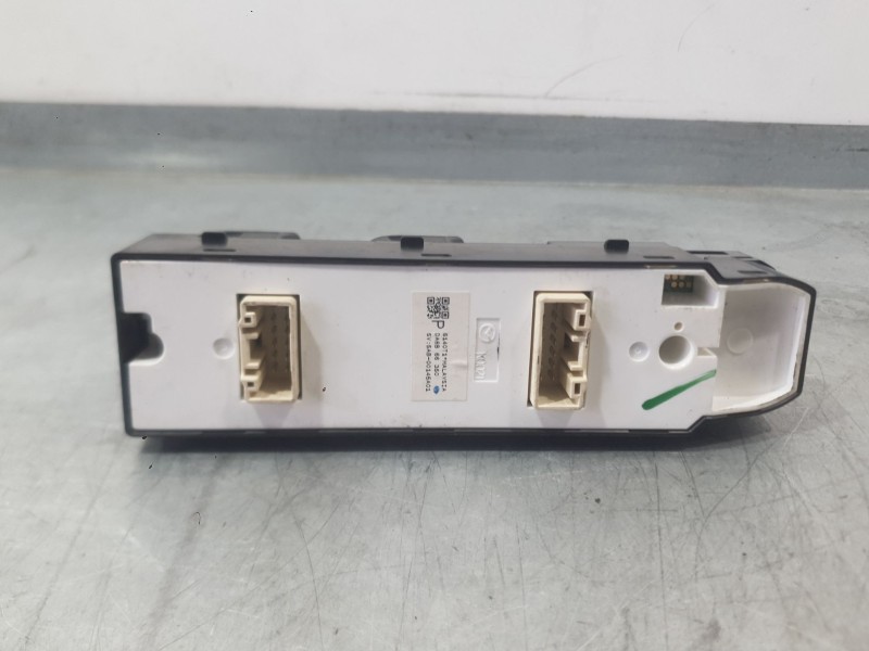 Recambio de mando elevalunas delantero izquierdo para mazda 2 hatchback (dl, dj) 1.5 skyactiv-g referencia OEM IAM DA6B66350  