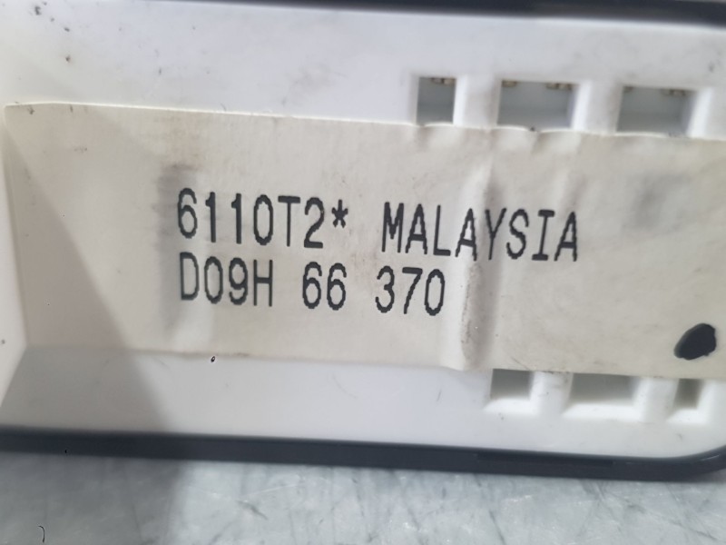 Recambio de mando elevalunas trasero izquierdo para mazda 2 hatchback (dl, dj) 1.5 skyactiv-g referencia OEM IAM D09H66370  