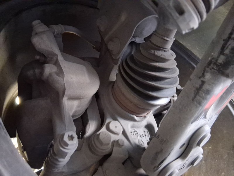 Recambio de mangueta delantera derecha para peugeot 308 iii (fb_, fh_, fp_, f3_, fm_) bluehdi 130 (fbyhzl, fbyhzt) referencia OE