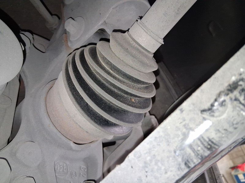 Recambio de transmision delantera derecha para peugeot 308 iii (fb_, fh_, fp_, f3_, fm_) bluehdi 130 (fbyhzl, fbyhzt) referencia