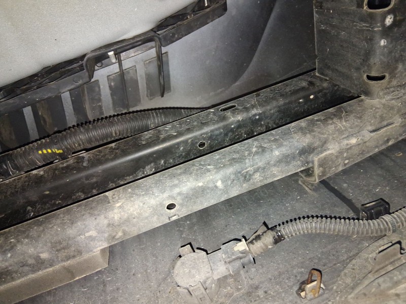 Recambio de refuerzo paragolpes trasero para peugeot 308 iii (fb_, fh_, fp_, f3_, fm_) bluehdi 130 (fbyhzl, fbyhzt) referencia O