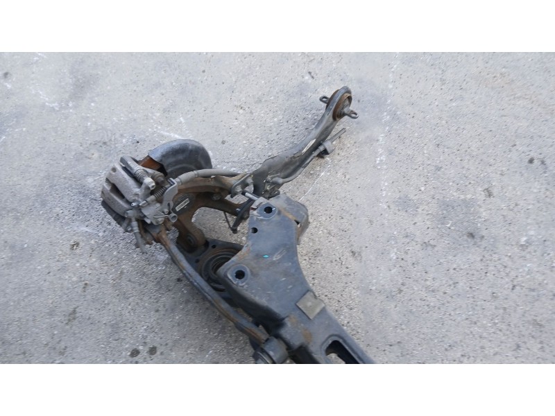 Recambio de puente trasero para kia cee´d (jd) 1.6 crdi 110 referencia OEM IAM 55410A6005 DISCO C/ ABS Y 5 TORNILLOS 