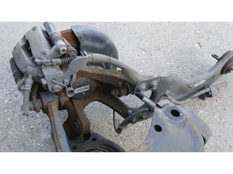Recambio de puente trasero para kia cee´d (jd) 1.6 crdi 110 referencia OEM IAM 55410A6005 DISCO C/ ABS Y 5 TORNILLOS 