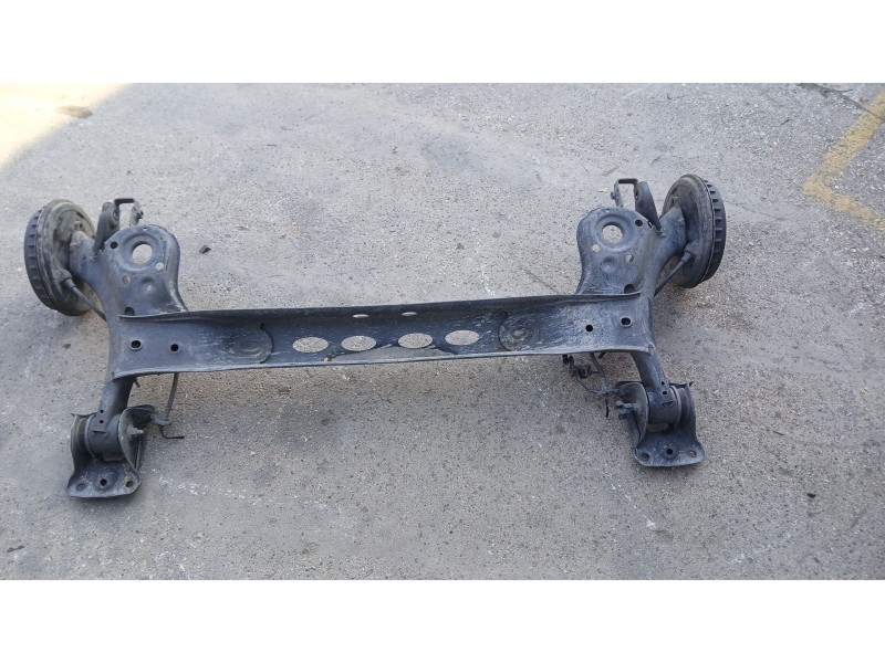 Recambio de puente trasero para seat arona (kj7, kjp) 1.0 tsi referencia OEM IAM 2Q0501053CM tambor 5 torn c/abs 