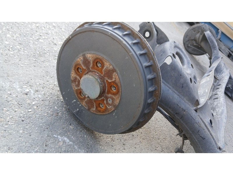 Recambio de puente trasero para seat arona (kj7, kjp) 1.0 tsi referencia OEM IAM 2Q0501053CM tambor 5 torn c/abs 