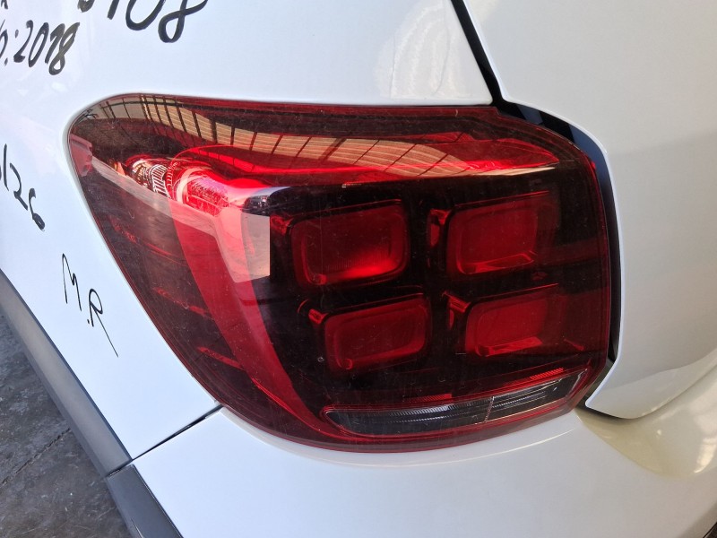 Recambio de piloto trasero izquierdo para dacia sandero ii (b8_) tce 90 (b8m1, b8ma) referencia OEM IAM 265550577R  