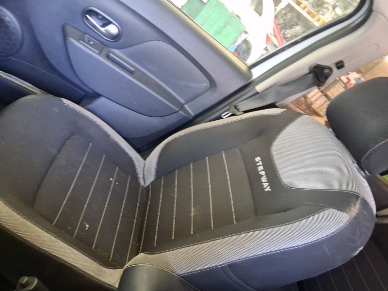 Recambio de asiento delantero derecho para dacia sandero ii (b8_) tce 90 (b8m1, b8ma) referencia OEM IAM   