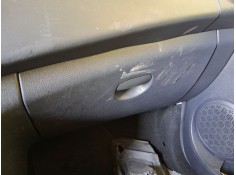 Recambio de guantera para dacia sandero ii (b8_) tce 90 (b8m1, b8ma) referencia OEM IAM 685116430R  