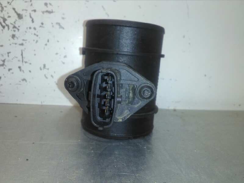Recambio de caudalimetro para opel corsa c cosmo referencia OEM IAM 24439252  