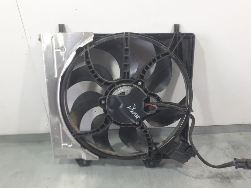 Recambio de electroventilador para opel corsa f (p2jo) 1.2 (68) referencia OEM IAM 9823959280  