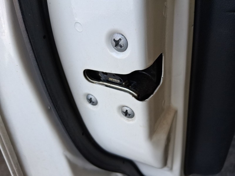 Recambio de cerradura puerta delantera izquierda para nissan qashqai i (j10, nj10) 1.5 dci referencia OEM IAM 80501EY11E  
