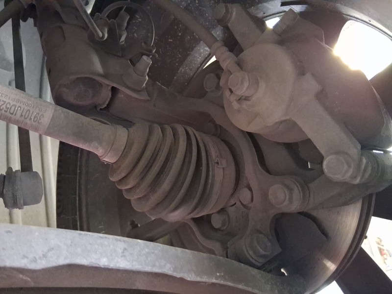 Recambio de mangueta delantera izquierda para nissan qashqai i (j10, nj10) 1.5 dci referencia OEM IAM 40015JD000  