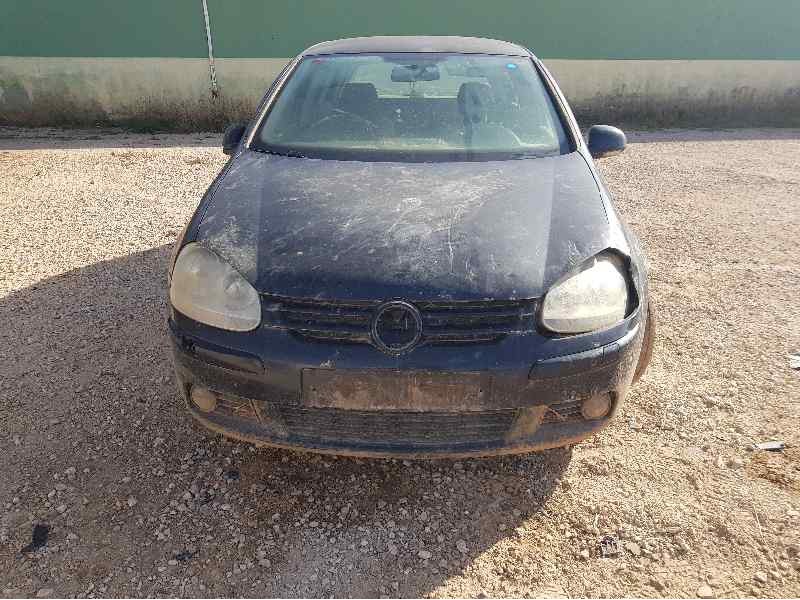 volkswagen golf v berlina (1k1) del año 2007