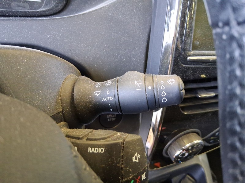 Recambio de mando luces y limpia para renault zoe (bfm_) zoe referencia OEM IAM 255673247R  
