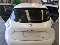 PORTON TRASERO 901003877R TOCADO 