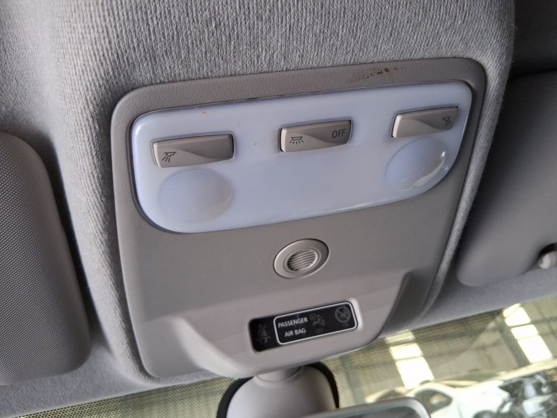Recambio de luz interior para renault zoe (bfm_) zoe referencia OEM IAM 264300008R  