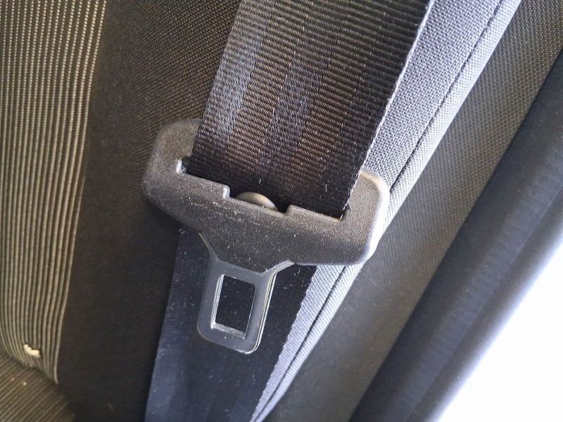 Recambio de cinturon seguridad trasero izquierdo para renault zoe (bfm_) zoe referencia OEM IAM 888411545R  