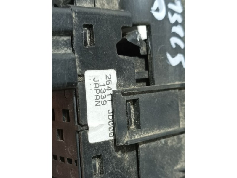 Recambio de mando elevalunas delantero derecho para nissan qashqai (j10) visia referencia OEM IAM 25411JD000  