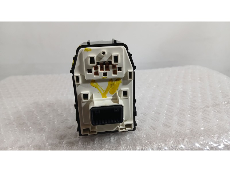 Recambio de mando retrovisor para kia stonic (yb) 1.0 t-gdi eco-dynamics+ referencia OEM IAM 93530H8200  