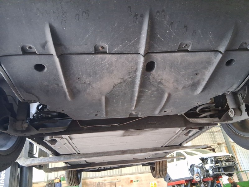 Recambio de puente trasero para renault zoe (bfm_) zoe referencia OEM IAM 555012669R  