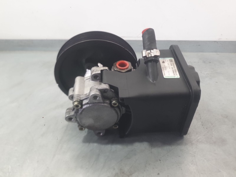 Recambio de bomba direccion para bmw 7 (e65, e66, e67) 730 d referencia OEM IAM 32416779857  