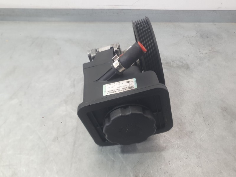 Recambio de bomba direccion para bmw 7 (e65, e66, e67) 730 d referencia OEM IAM 32416779857  