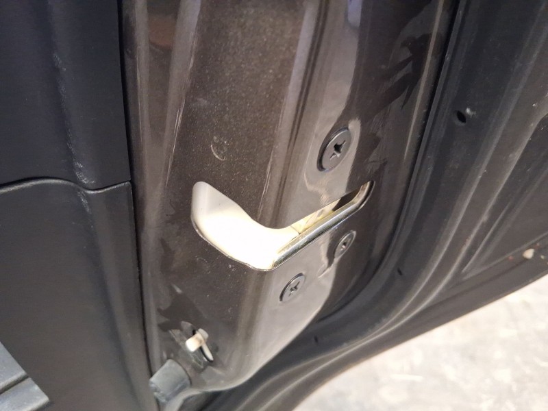 Recambio de cerradura puerta trasera derecha para mazda 3 (bm, bn) 2.0 referencia OEM IAM BHS272310B  