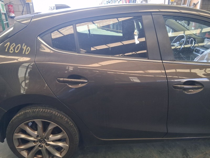 Recambio de puerta trasera derecha para mazda 3 (bm, bn) 2.0 referencia OEM IAM BHY07202XF  