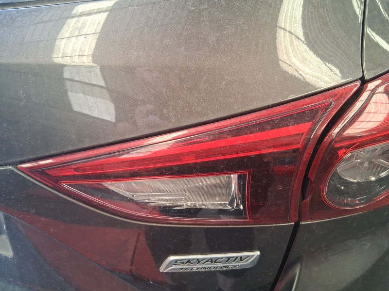 Recambio de piloto trasero derecho interior para mazda 3 (bm, bn) 2.0 referencia OEM IAM B45D513F0D  