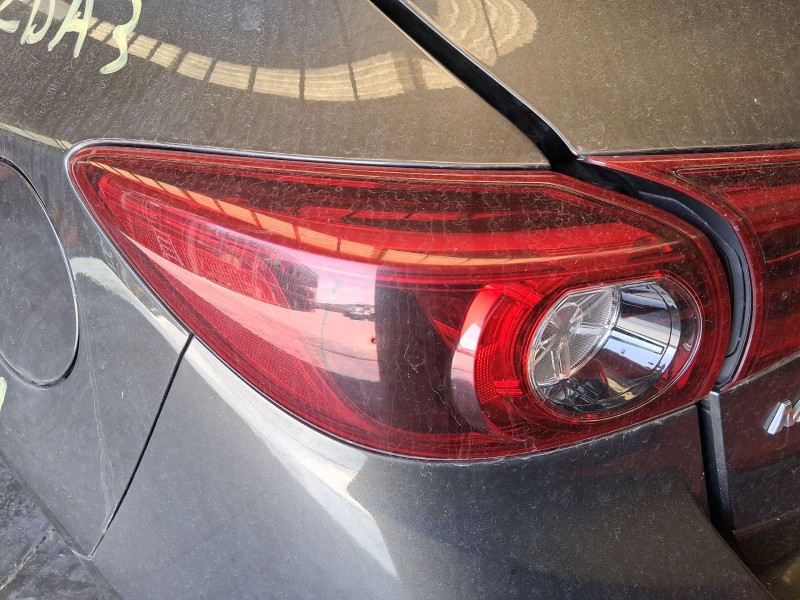 Recambio de piloto trasero izquierdo exterior para mazda 3 (bm, bn) 2.0 referencia OEM IAM B45D51160D  
