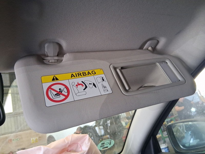 Recambio de parasol derecho para mazda 3 (bm, bn) 2.0 referencia OEM IAM BHS369270FKZ  