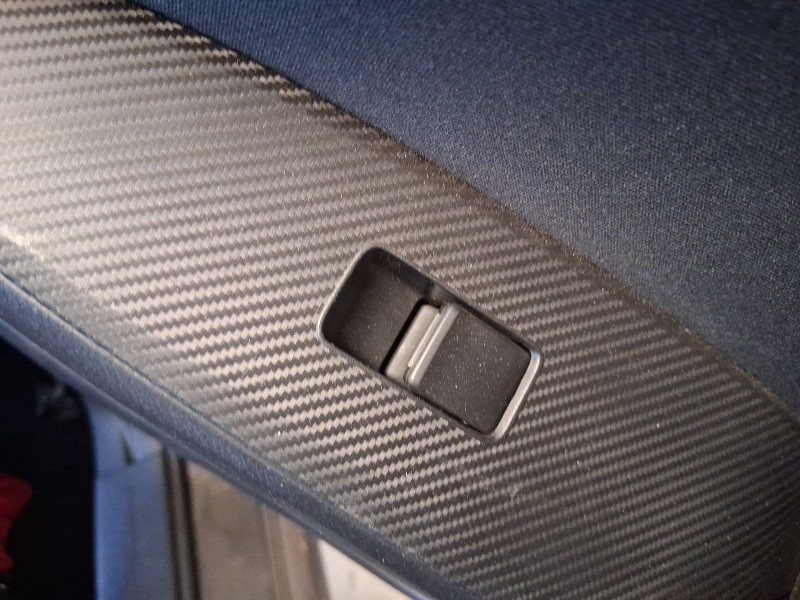 Recambio de mando elevalunas trasero derecho para mazda 3 (bm, bn) 2.0 referencia OEM IAM KD3566370  
