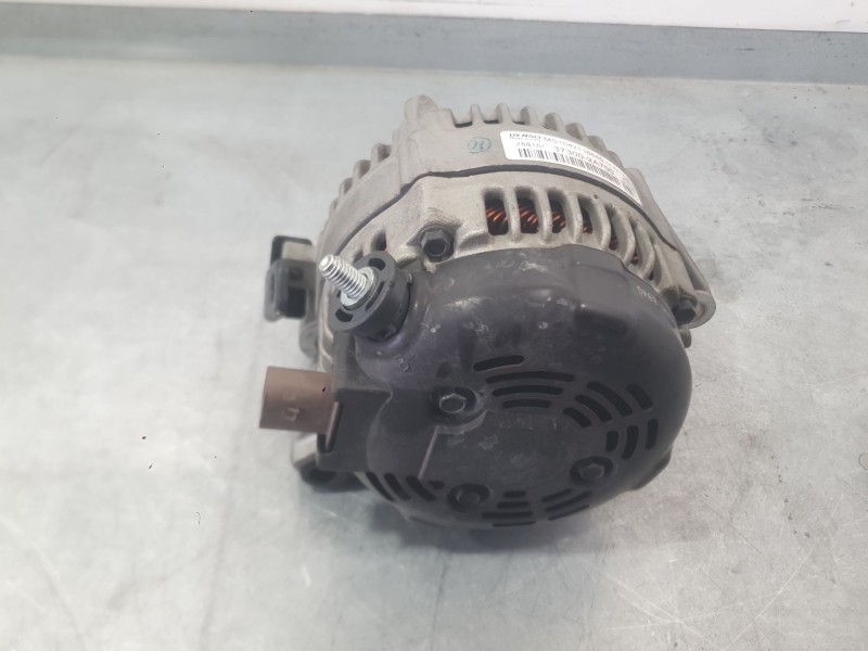 Recambio de alternador para hyundai tucson (tl, tle) 1.7 crdi referencia OEM IAM 373002A700  