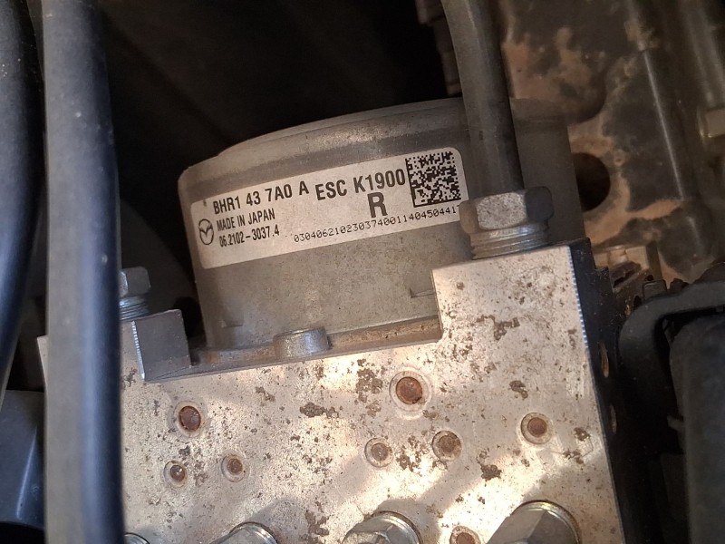 Recambio de abs para mazda 3 (bm, bn) 2.0 referencia OEM IAM BHY1437A0D  