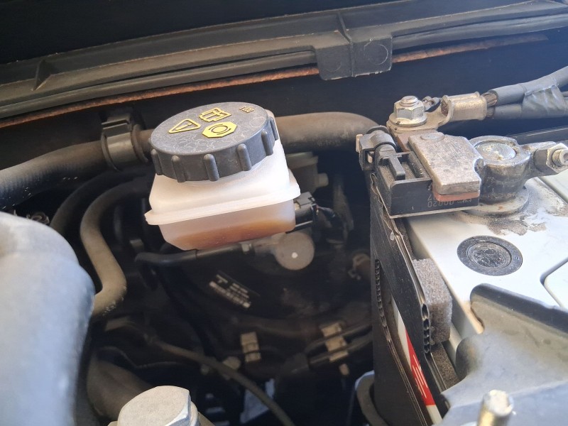 Recambio de bomba freno para mazda 3 (bm, bn) 2.0 referencia OEM IAM BHY24340Z  