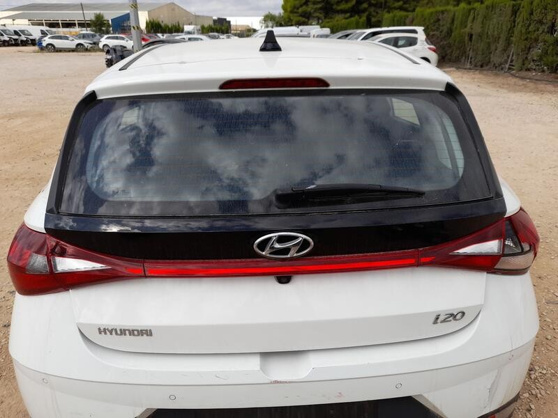 Recambio de porton trasero para hyundai i20 iii (bc3, bi3) 1.0 t-gdi referencia OEM IAM 72800Q0010  